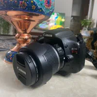 دوربین عکاسی canon 550D|دوربین عکاسی و فیلم‌برداری|اصفهان, پروین|دیوار