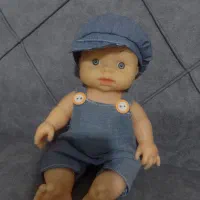 عروسک و اسباب بازی