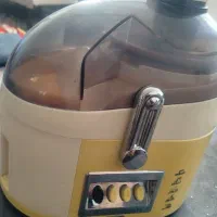 آبمیوه گیره بلوجیا