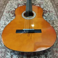 گیتار barselona ( بارسلونا ) اصل در حد نو