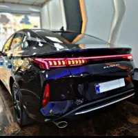 کی ام سی j7 سفید و مشکی/ مدل 1404 تحویل آنی