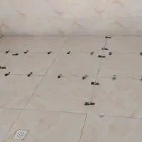 کاشی‌ وسرامیک‌ سیمان‌ کاری‌ وتیغه‌ چینی|خدمات پیشه و مهارت|فردیس, شهرک ناز|دیوار