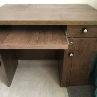 میزکامپیوتر سالم، بدون آسیب