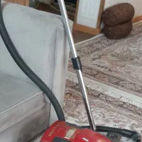 جارو برقی ناسییونال  قدیمی  سالم|جاروبرقی، جارو شارژی، بخارشو|شیراز, شهرک سراج‎|دیوار