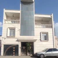 ۷۰ متری همکف با حیاط و پارکینگ مستقل شهرک صدف