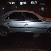 ماشین 405نقره ای