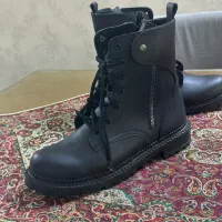 بوت نیمه چرم