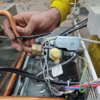 لوله کشی / تعمیرات پکیج و آبگرمکن / تهران (فوری)|خدمات پیشه و مهارت|تهران, اتابک|دیوار