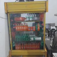 یخچال رستوران کافی شاپ ساندویچی بستنی