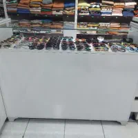 ویترین و چوب لباسی  سفید نو   نو