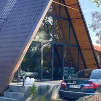 کلبه سوئیسی،پیمانکاری ساختمان ،بازسازی