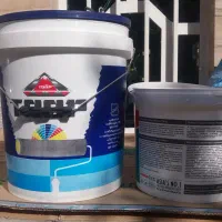 سطلهای پلاستیکی و فلزی (محکم و با دوام)