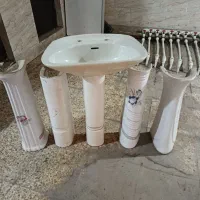 روشویی همراه پنج پایه