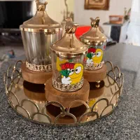 سینی و سه تکه پذیرایی