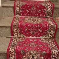 فرش پله 7متری برای چهار طبقه، میز و تخت، ضبط صوت