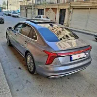 هونگچی اچ 5 2025 تیتانیوم