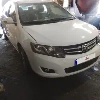 خودرو آریو فول