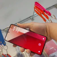 شیائومیnote13pro512رام12تمیزدرحدنوهمراه هدیه1.سرور