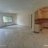 ظفر ۱۰۰متر ۲خواب حیاط در اختیار