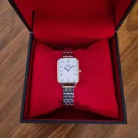 ساعت دنیل ولینگتون