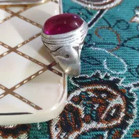 انگشتر یاقوت سرخ. نقشه اهو