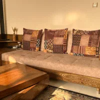 مبل ۷ نفره چوب|مبلمان خانگی و میز عسلی|مشهد, دانشجو|دیوار