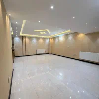 2خوابه طبقه اول نورگیر مناسب