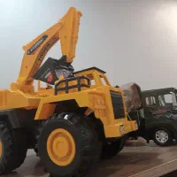 اسباب‌بازی جرثقیل کامیون جنگی و فکری