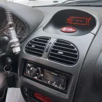 فروش و تعمیر انواع ساعت خودرو 206 و..تزئینات خودرو