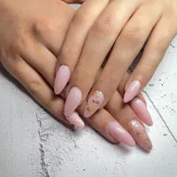 ترمیم و کاشت ناخن