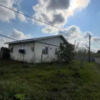 300متر زمین 70متر بنا قیمت خوب