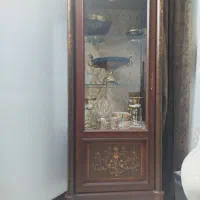 ویترین و کنسول