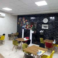 میز صندلی رستوران و فست فود