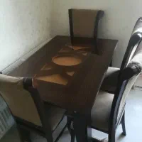 میز غذاخوری