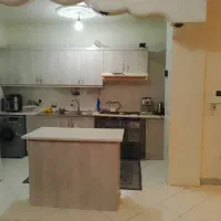 نیازمند هم‌خانه موجه و منظم