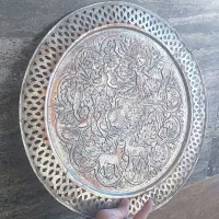 انواع دیوارکوب و لیوان برنجی همگی قدیمی و نقشدار|کلکسیون اشیاء عتیقه|بیرجند, |دیوار