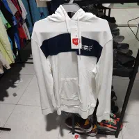 دورس وهودی نو آکبند خارجی|لباس|تربت‌حیدریه, مسجد جامع|دیوار