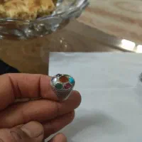 انگشتر جواهری و حلقه