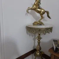 میز و اسب برنجی