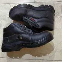 پوتین‌‌چرمی ایمنی‌،سایز۴۱و۴۲نو|کیف، کفش، کمربند|تهران, خاوران|دیوار