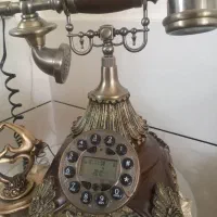 تلفن سلطنتی رومیزی
