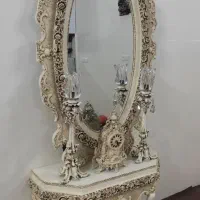 یک دست آیینه و شعمدان