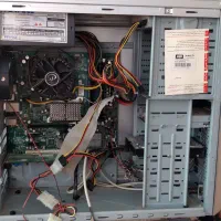 کامپیوتر به همراه تجهیزات|رایانه رومیزی|قدس, شهرقدس|دیوار