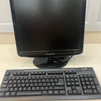 مانیتور ۱۹ اینچ سامسونگ همراه کیبورد
