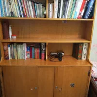 کتابخانه چوبی