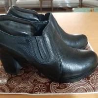 کفش چرم صنعتی.