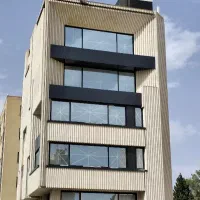 215متر/ پروانه تجاری مسکونی/ تاپ لوکیشن / بر تالار