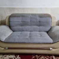 یک عدد مبل دونفره یک میلیون