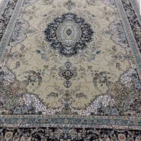 ۲ تخته فرش ۹ متری یک رنگ و دوتخته ۱۲ متری متفاوت