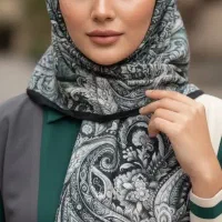 فروشگاه شال وروسری کمالی.  خیابان فردوسی شمالی ۲